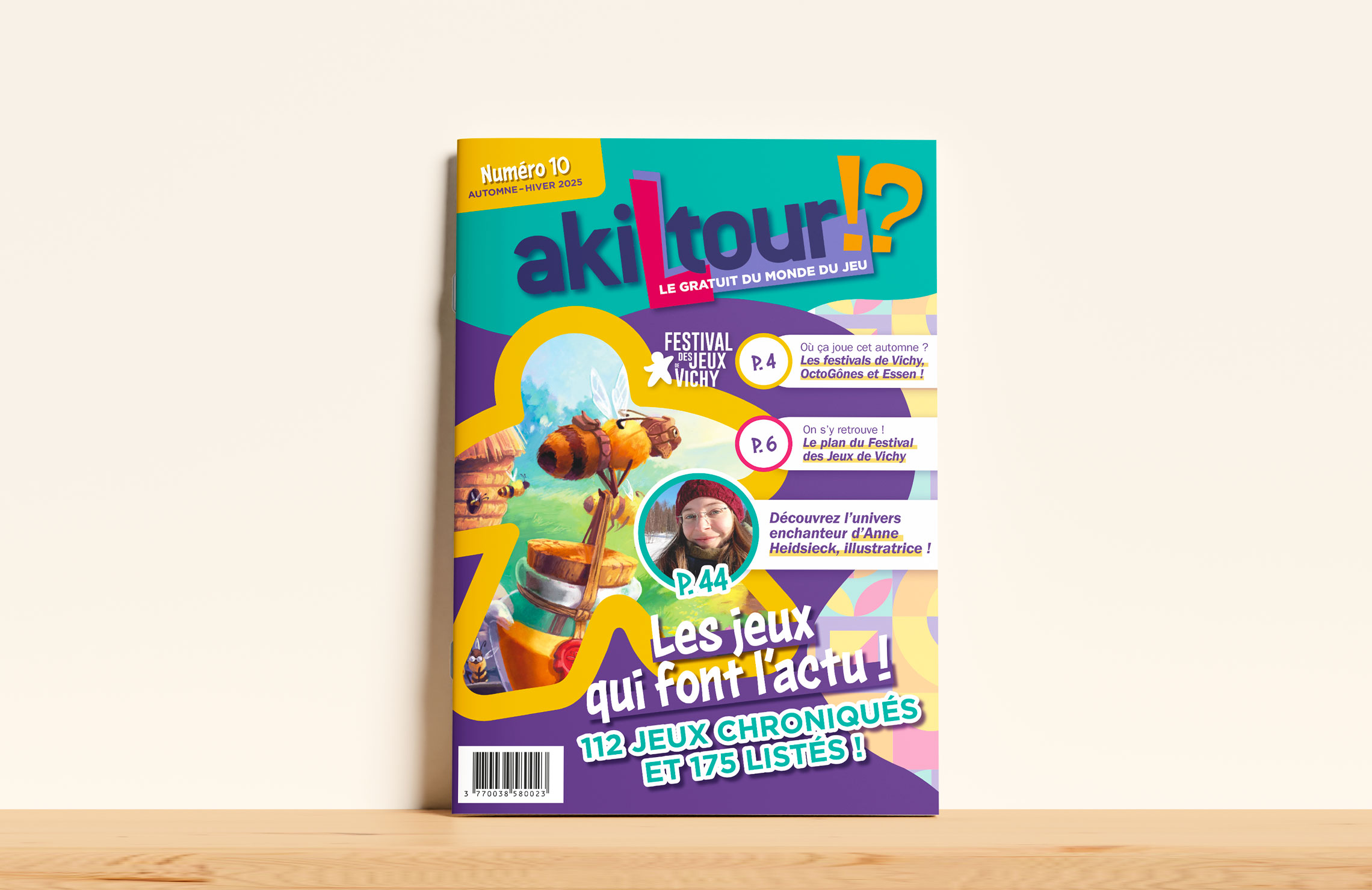 Première du couverture du magazine Akiltour, numéro 10.